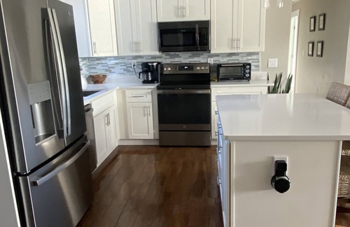 East Naples House | Beautiful Downtown located canal home with pool only 1 mile to 5th Ave