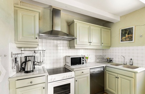 Teyssieres House | Beautiful estate surrounded by lavender with breathtaking views for 30 guests