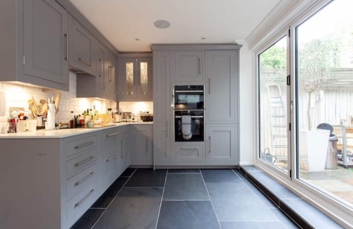 Town House | Beautiful family/group house in Parsons Green, London SW6