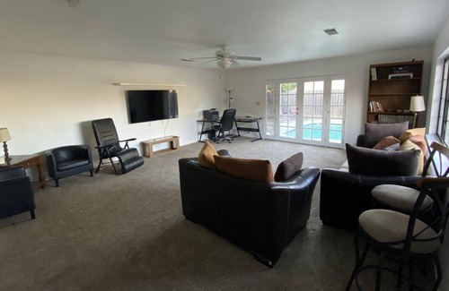 Citrus Heights House | Beautiful Family Home Centrally Located in Sacramento - New To VRBO