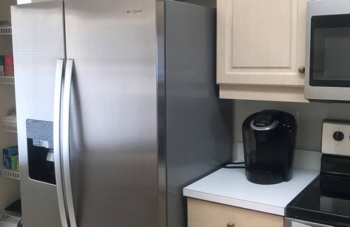 Naples Condo | Beautiful first floor condo with lake view!