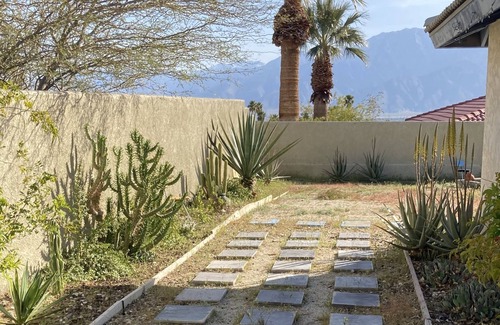Desert Hot Springs House | Beautiful foothill home near Hiking Golf Mineral Spas Shops Restaurants Festival