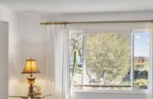 Granite Hills House | Beautiful four bedroom house in quiet neighborhood .