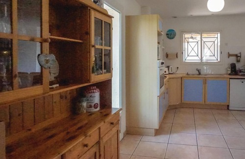 Prades-sur-Vernazobre House | Beautiful home in Prades-sur-Vernazobre