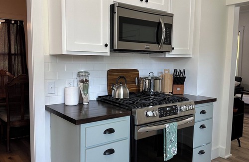 Wahoo House | Beautiful Fully Renovated Charming 3-bedroom house in pleasant Wahoo, NE