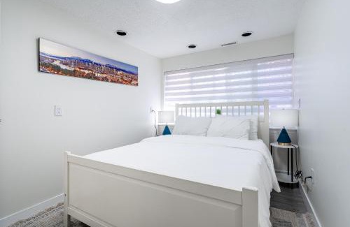 Canyon Heights House | Beautiful Getaway in Scenic North Vancouver