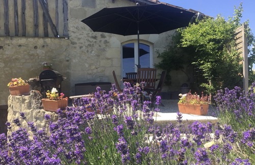 Bourgougnague House | Beautiful gite for two, close to Eymet with wonderful pool and impressive views.