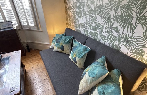 Shaftesbury Apartment | Beautiful ground floor garden flat, Clapham Common