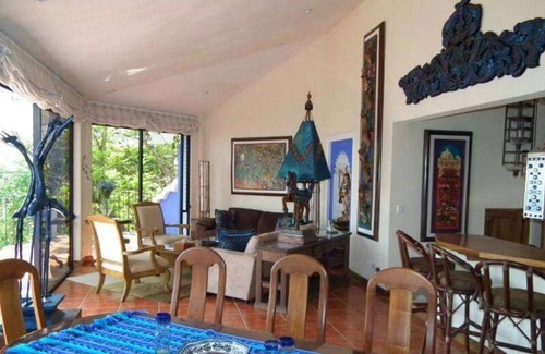 Santa Catarina Palopo House | Beautiful Lake Atitlán - Lake House AT010