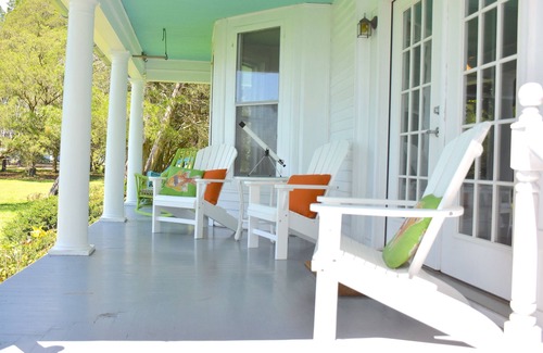 Grimstead House | Beautiful Gwynn’s Island Waterfront Home