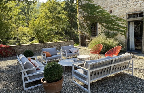 Gaiole in Chianti Villa | Beautiful historic Villa; sleeps max 13. 5 Bedrooms 5 Bathrooms, Private Pool