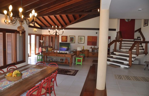 Village da Ferradura House | Beautiful house, 3 suites on Ferradura beach, 250 meters from the beach.