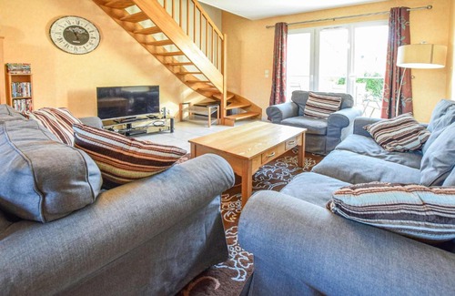 Port-en-Bessin-Huppain House | Beautiful home in Port-en-Bessin with 4 Bedrooms and WiFi