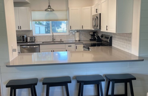 Venice House | Beautiful home 2 miles away from Venice Beach!