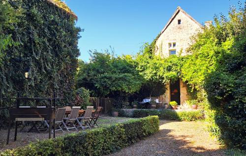 Coudray-au-Perche House | Beautiful Home In Coudray-Au-Perche