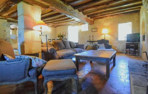 Coudray-au-Perche House | Beautiful Home In Coudray-Au-Perche