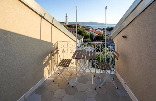 Novi Vinodolski House | Beautiful home in Novi Vinodolski