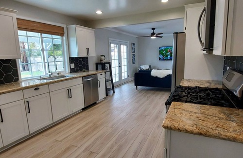 Simi Valley House | Beautiful Home in Downtown Simi Valley