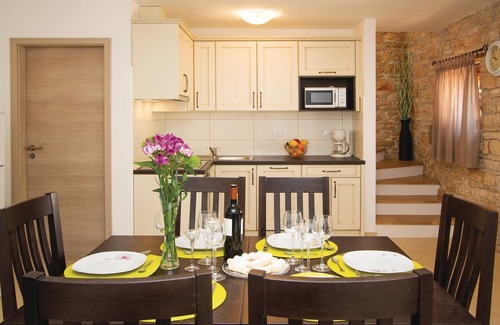 Filipana House | Beautiful home in Filipana with WiFi