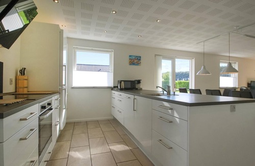 Flovt Strand House | Beautiful home in Haderslev with WiFi