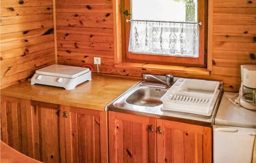 Lapalice House | Beautiful Home In Kartuzy With Kitchen