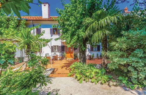 Zurkovo House | Beautiful home in Kostrena with 3 Bedrooms, WiFi and Outdoor swimming pool