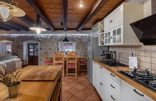 Praputnjak House | Beautiful home in Krasica with WiFi