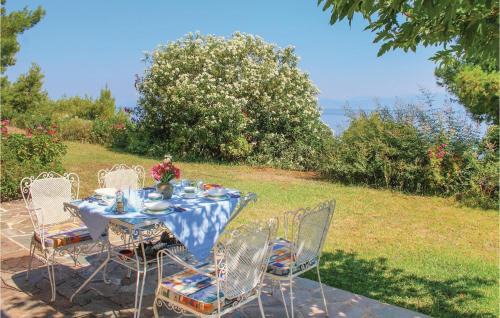 Kato Diminio House | Beautiful Home In Melissi Xylokastro