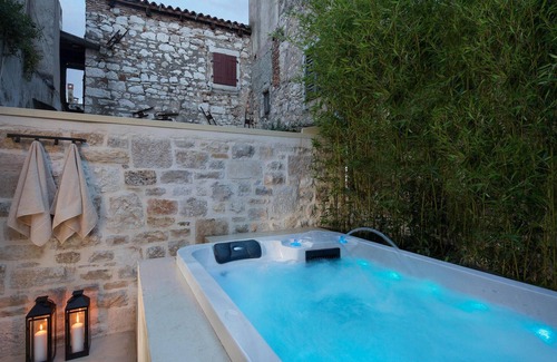 City Center House | Beautiful home in Porec with WiFi