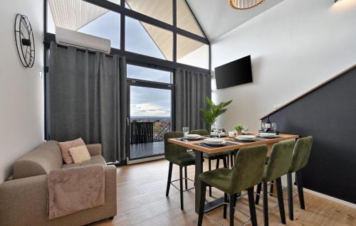 Ljubescica House | Beautiful Home In Seketin With Sauna