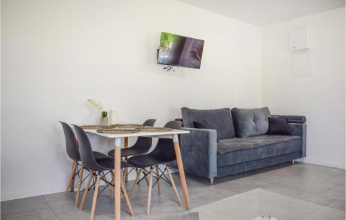 Faszcze House | Beautiful Home In Stare Sady With Wifi