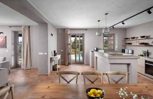 Sveti Lovrec House | Beautiful home in Sv. Lovrec with WiFi