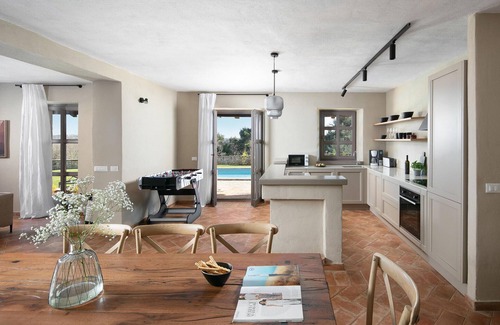 Sveti Lovrec House | Beautiful home in Sv. Lovrec