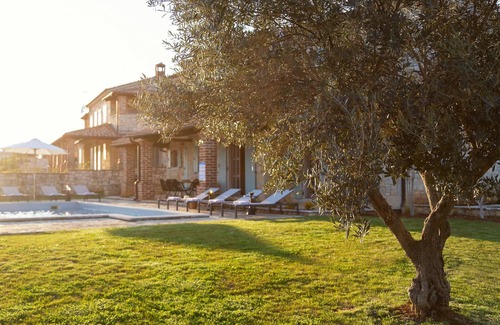 Sveti Lovrec House | Beautiful home in Sv. Lovrec