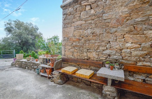 Zalana House | Beautiful home in Zalana