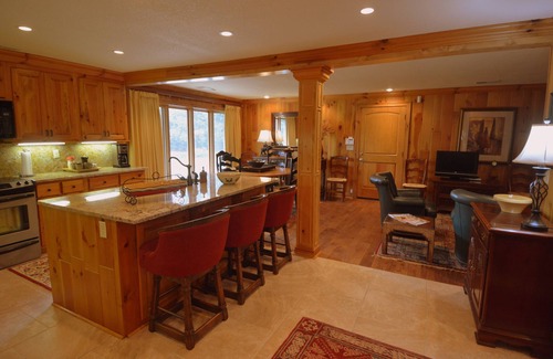 Robbinsville House | BEAUTIFUL HOME RELAX, REST, EXPERIENCE THE MOUNTAINS! HIKING, BOATING & RAFTING