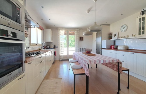Pouzolles House | Beautiful Home with Garden and Private Pool, close to Village Center