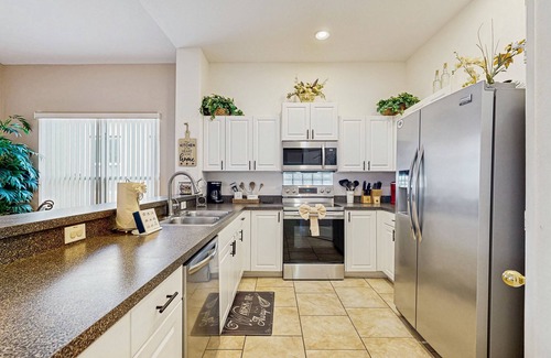Tuscan Hills House | Beautiful home with private pool and space for the whole family