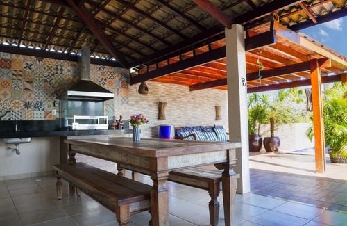 Canto do Mar House | Beautiful house, 5 bedrooms, swimming pool, Cond Paradise, with children's play area!