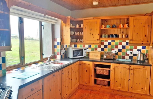 Clifden Apartment | Beautiful house in stunning Ballyconneely Connemara