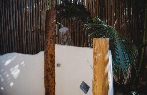 Zona Hotelera Villa | Beautiful house on beach zone Tulum
