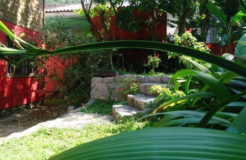 Acores House | Beautiful house three blocks from the beach. South of Florianópolis Island