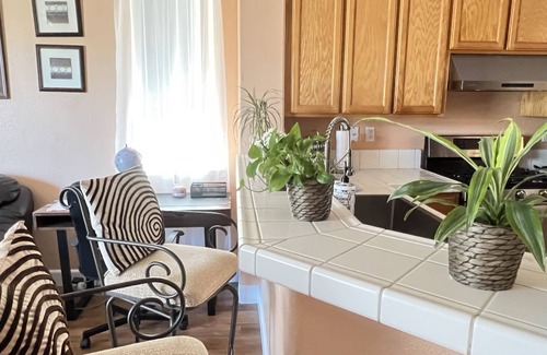 Rancho Cordova House | Beautiful house in the court by the park