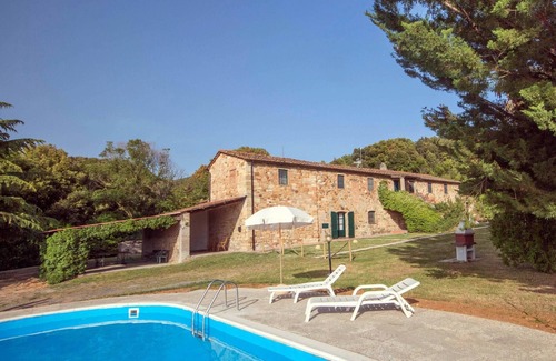 Castellina Marittima Apartment | Beautiful, Tuscan apartment, Etruscan coast, pool,air conditioning,Wi-Fi,D3