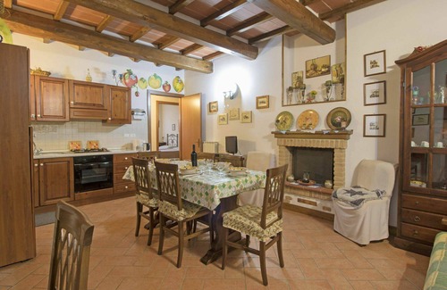 Po' Bandino Villa | Beautiful private villa with private pool, WIFI, TV, patio, pets allowed, panoramic view and par.