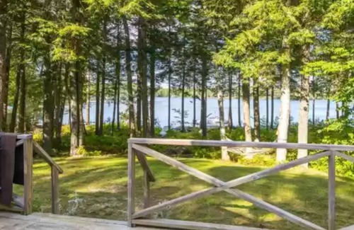 Northfield House | Beautiful Lake Front home w/Pool table and Bar.