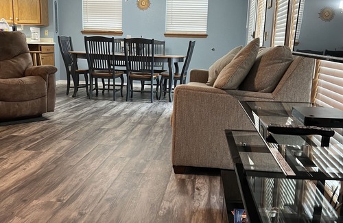 Sunrise Beach House | Beautiful Lake House in Sunrise Beach MO,