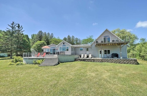 Fremont House | BEAUTIFUL Lakefront View with Private Dock!