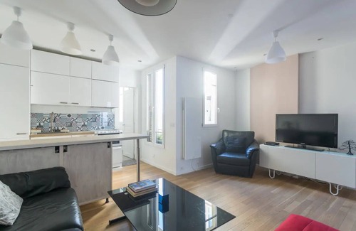 14th Arrondissement Apartment | ★ Beautiful Large Flat, 15min from Paris center