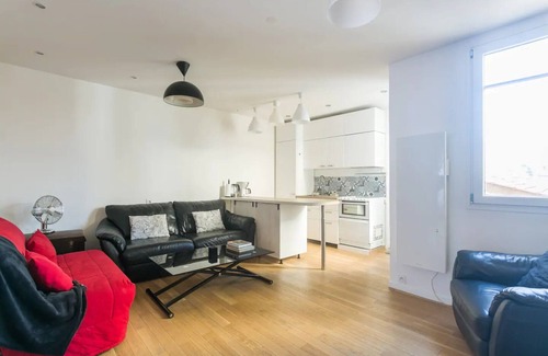 14th Arrondissement Apartment | ★ Beautiful Large Flat, 15min from Paris center